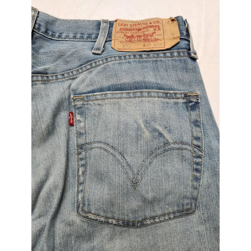 Levis 501 Jeans Mens 38x32 Blue Medium Wash‎ Straight Leg Button Fly Denim Pants